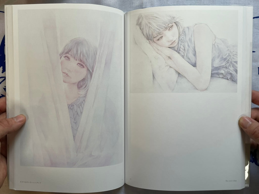 SIGNED White Light by Nico Hirano (2021)-thumbmail-10