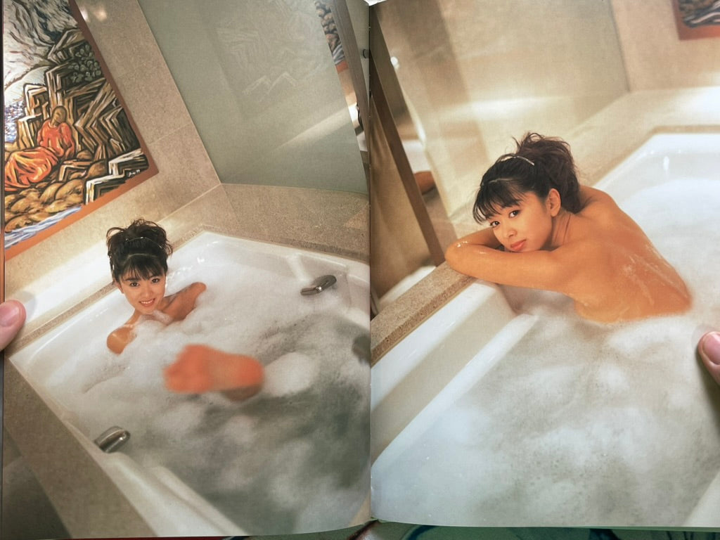 Loose Miho Yabe Photo Book - Hardcover, with poster (1996)