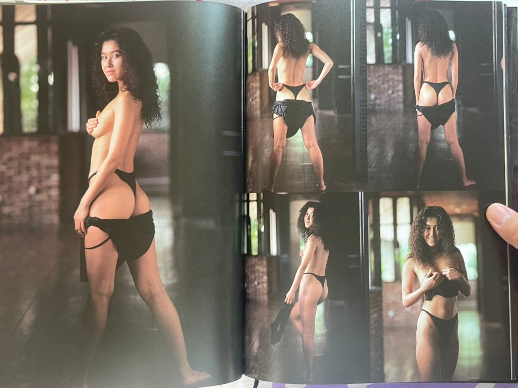 Giddy: Okamoto Natsuki Photo Book (1991)