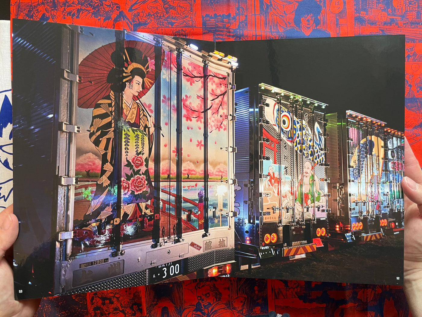 Dekotora Starships on the Road in Japan by Junji Hata (2022)