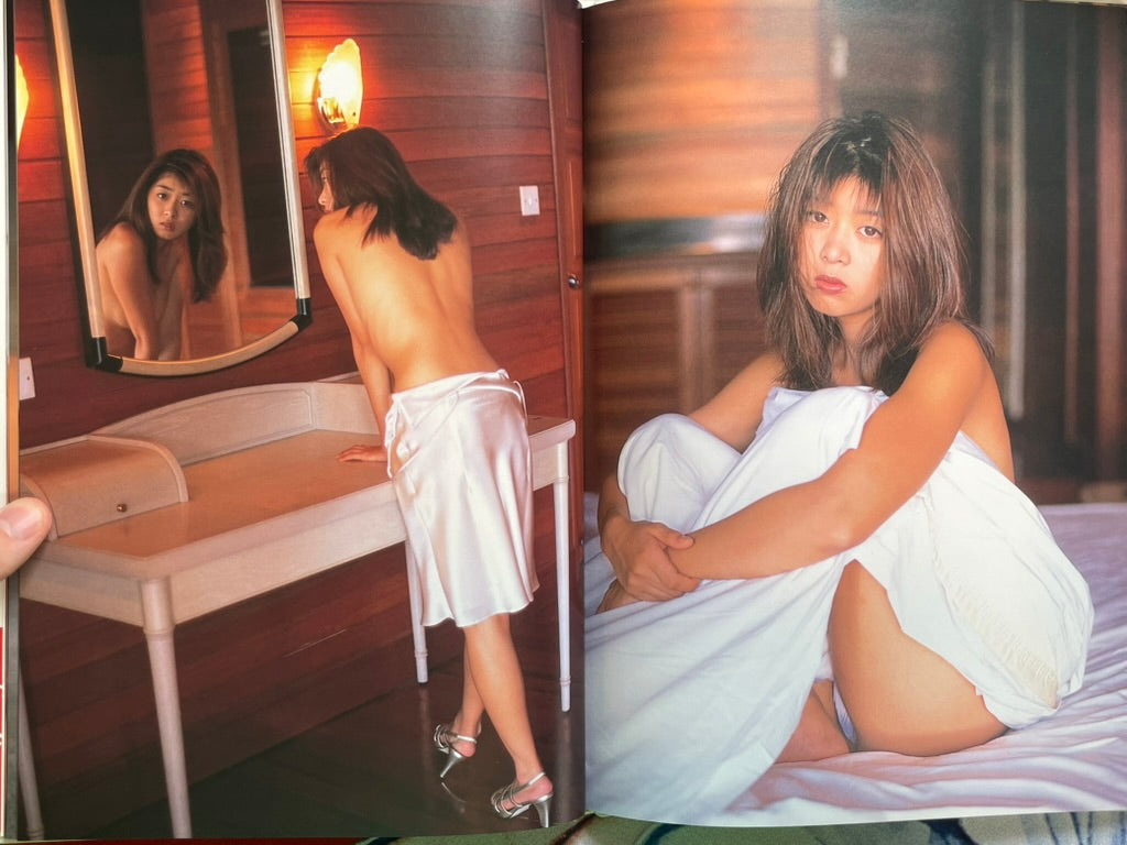 Loose Miho Yabe Photo Book - Hardcover, with poster (1996)