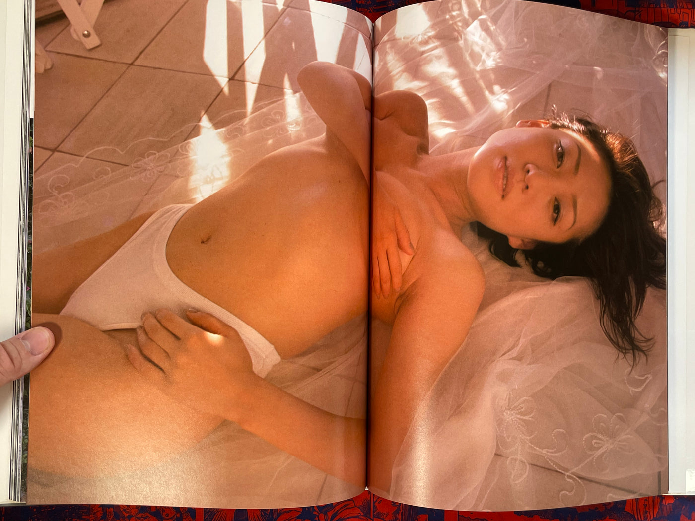 Gallant Fumie Hosokawa + Yoshihiro Tatsuki (1997)