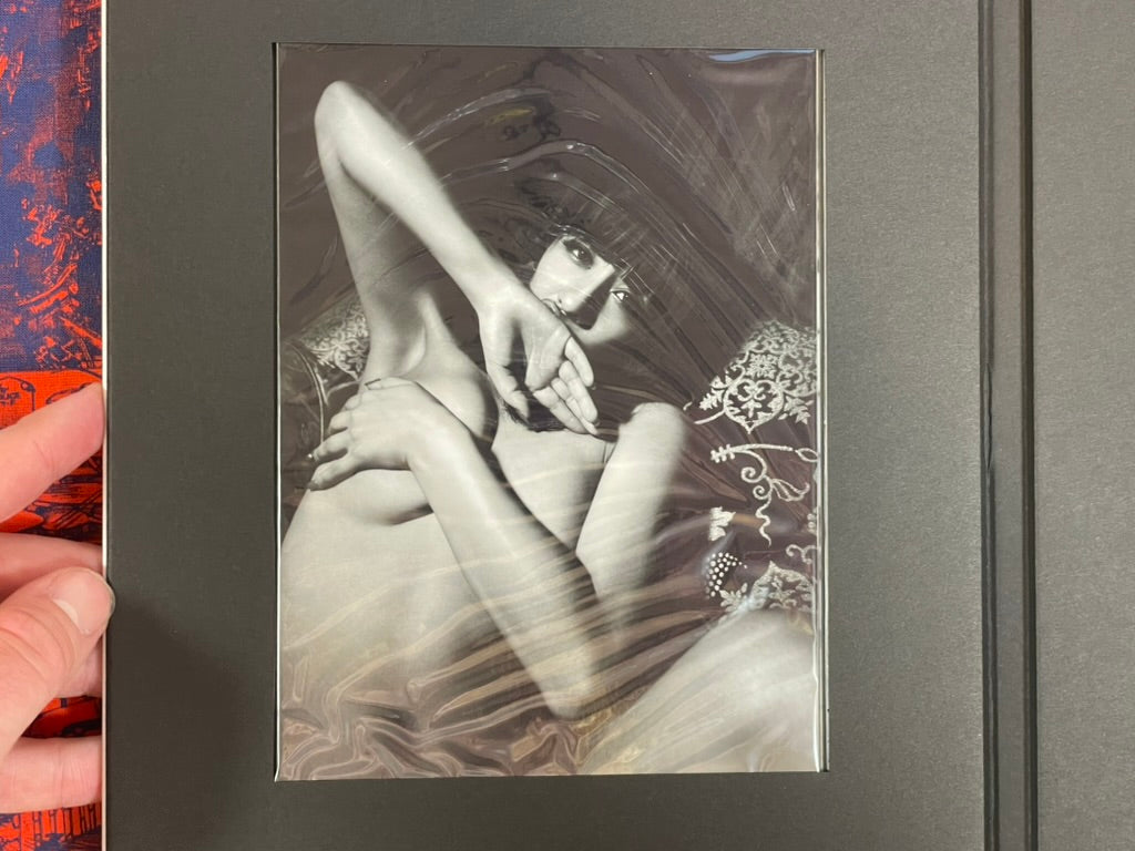 Monthly Neo: Nami Tamaki w/ Hardcover-bound Photographs (2011)