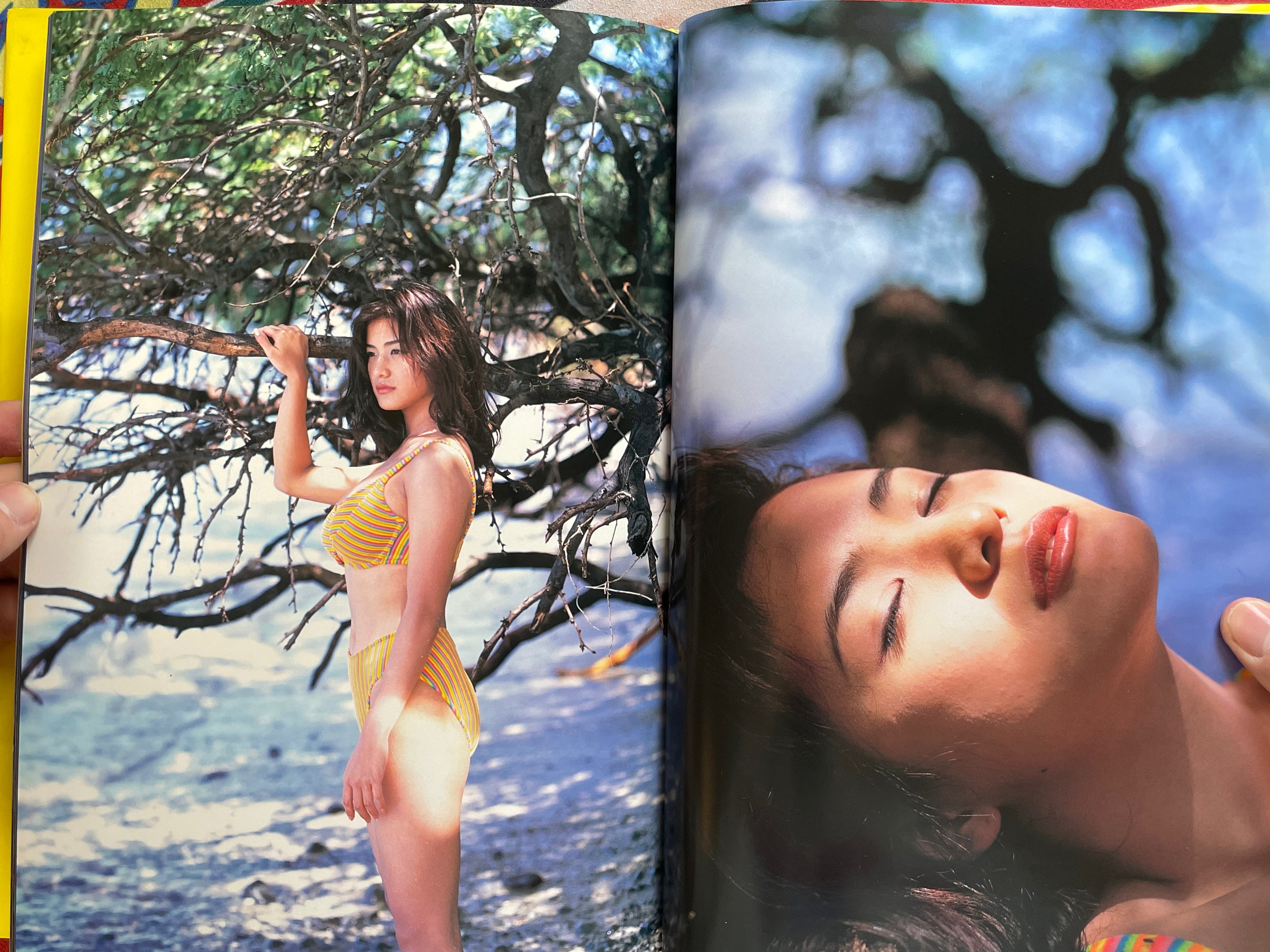 Yuko Aoki Photo Collection: Doushiyou Mo Nai Kurai Suki - Hardcover (1996)-thumbmail-4