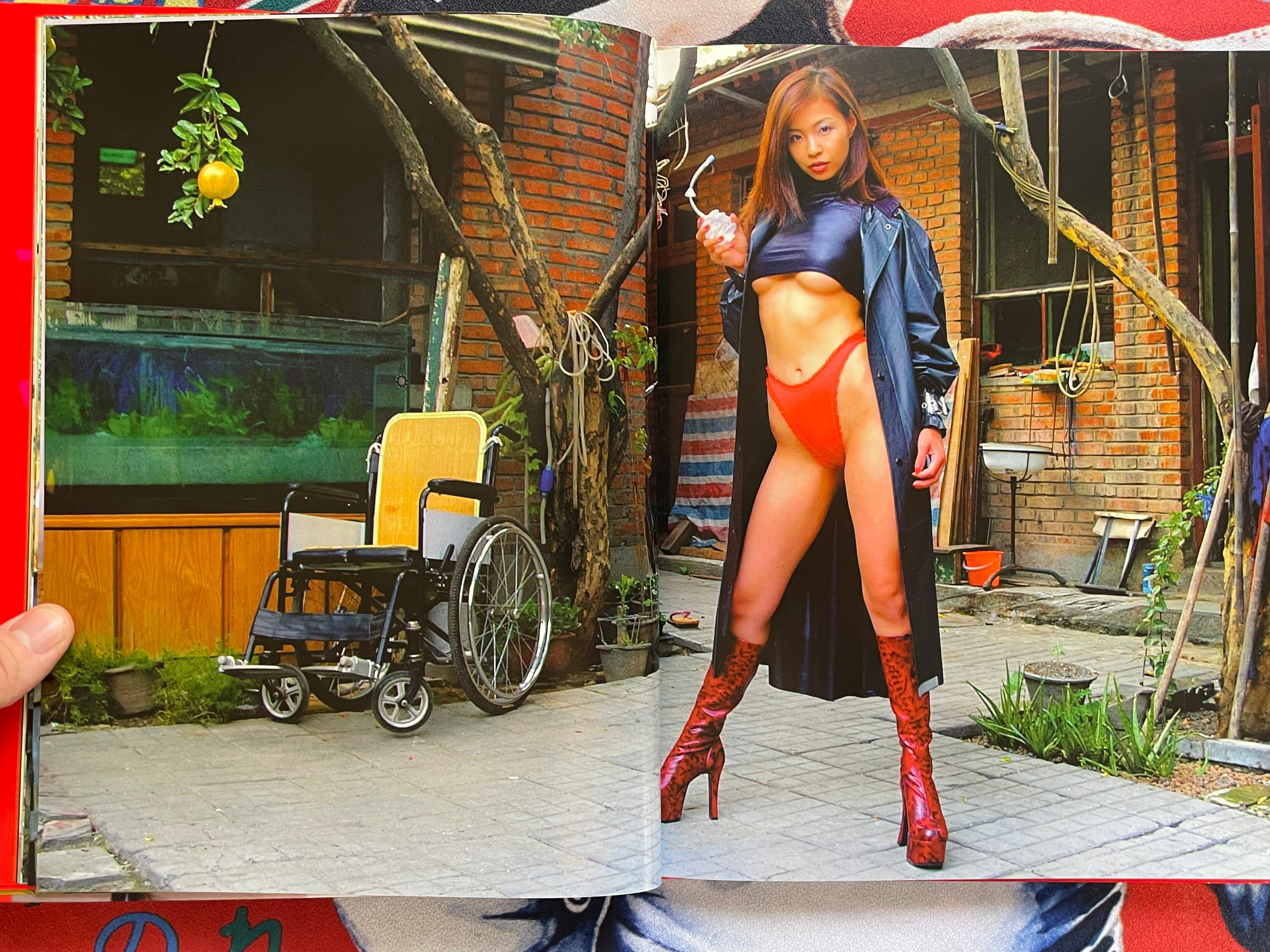 Yinling of Joytoy's Zohan Yuri: Photo Collection - Hardcover (2001)