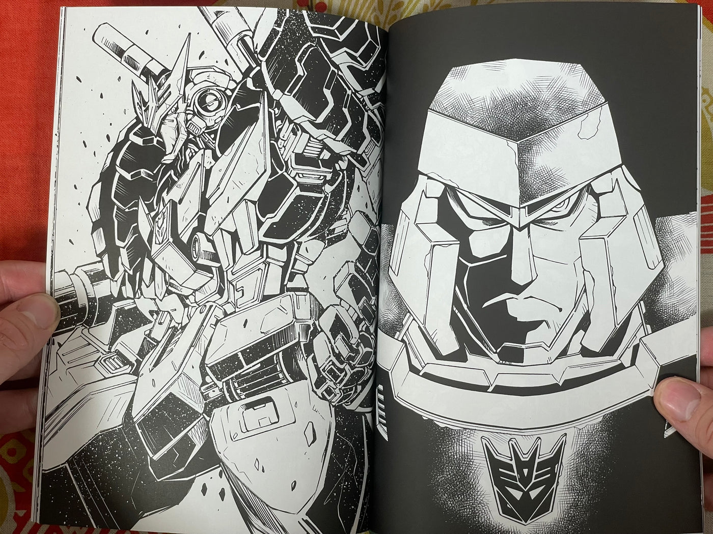 Doujinshi Monochrome: Decepticons SIGNED by Naoto Tsushima (1993)