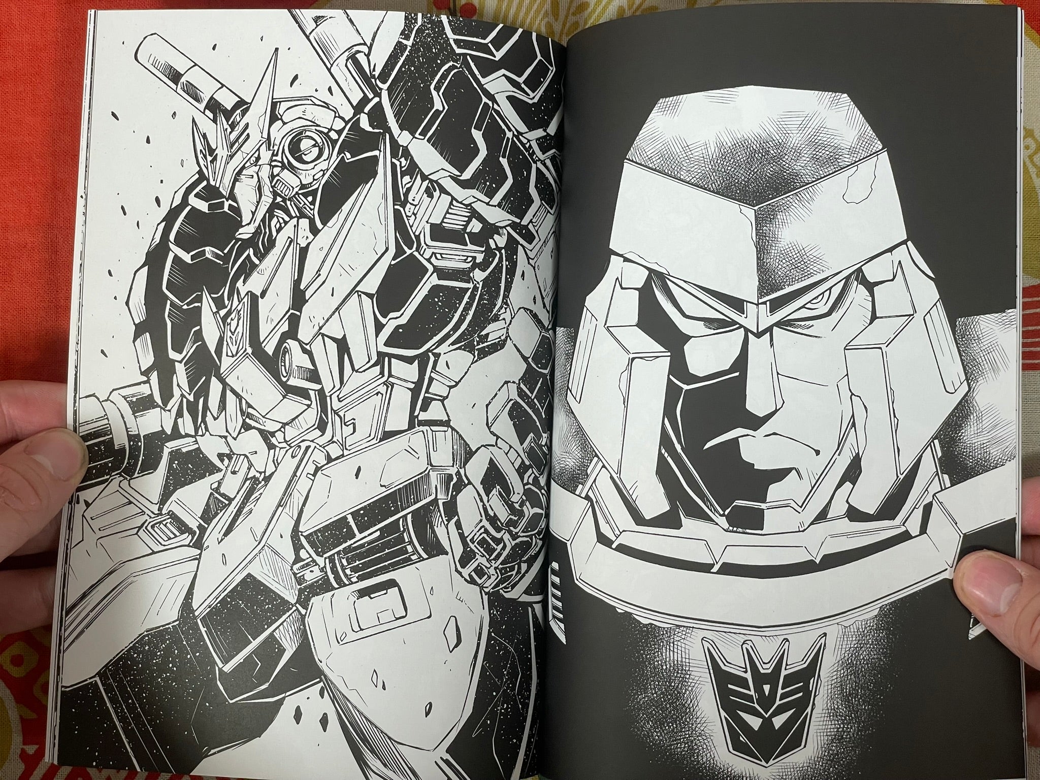 Doujinshi Monochrome: Decepticons SIGNED by Naoto Tsushima (1993)