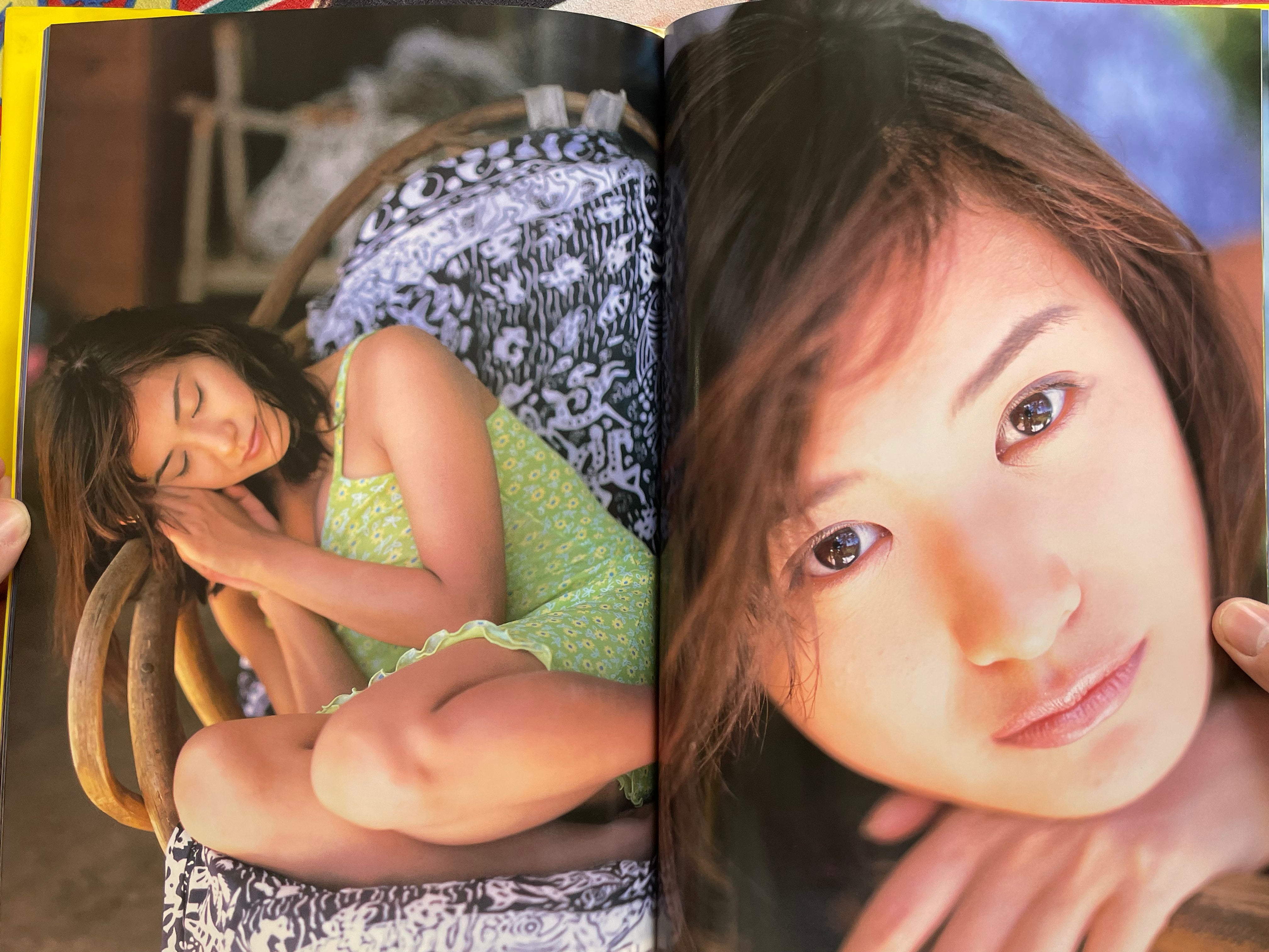 Yuko Aoki Photo Collection: Doushiyou Mo Nai Kurai Suki - Hardcover (1996)-thumbmail-5