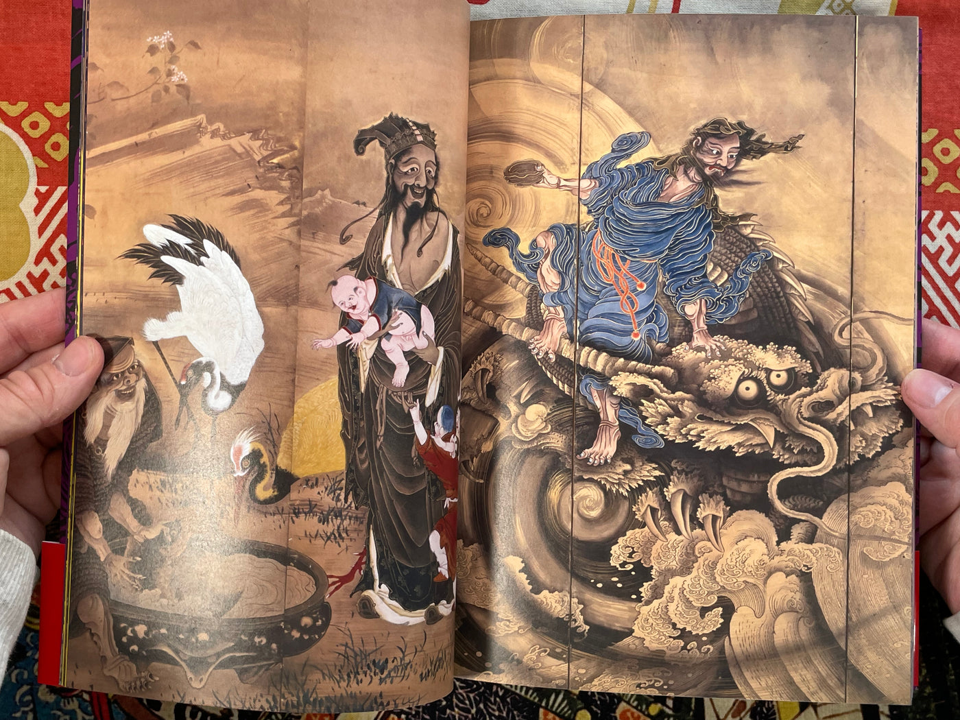 Japanese Art of Extraordinary Beings: A Genealogy of Dark Fantasy - Bilingual by Haruki Shoko (2024)