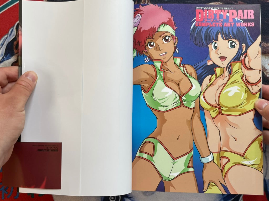 Dirty Pair Complete Art Works by Noriyuki Takashima (2006/2025 Ed.)-thumbmail-3
