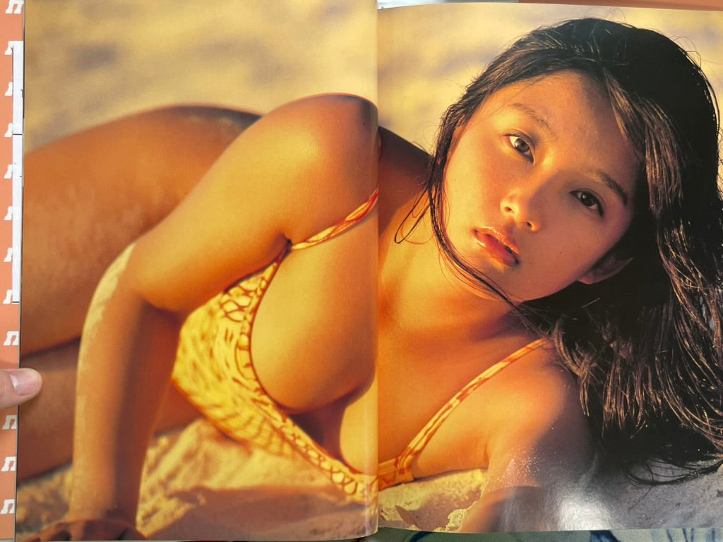 PuRuRun!!! Mariya Yamada Photo Book - Hardcover (1996)