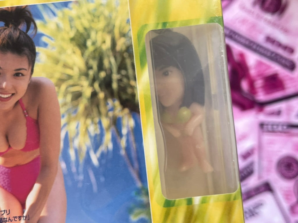 SEALED VHS Aloha Paradise: Aki Kawamura (2000) w/ Figure