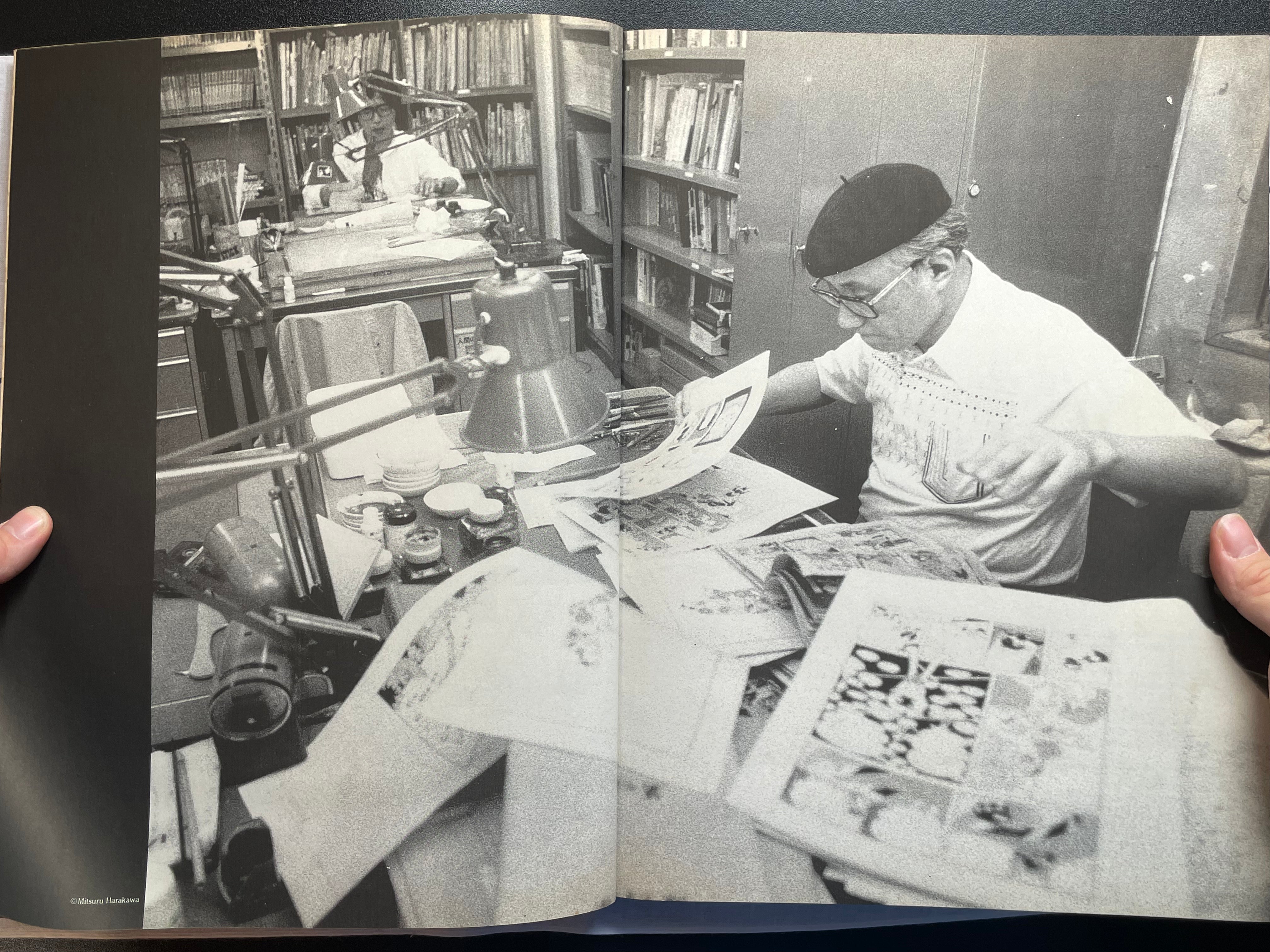 Tezuka Osamu Exhibition w/ Booklet - Oversized (1990)-thumbmail-3