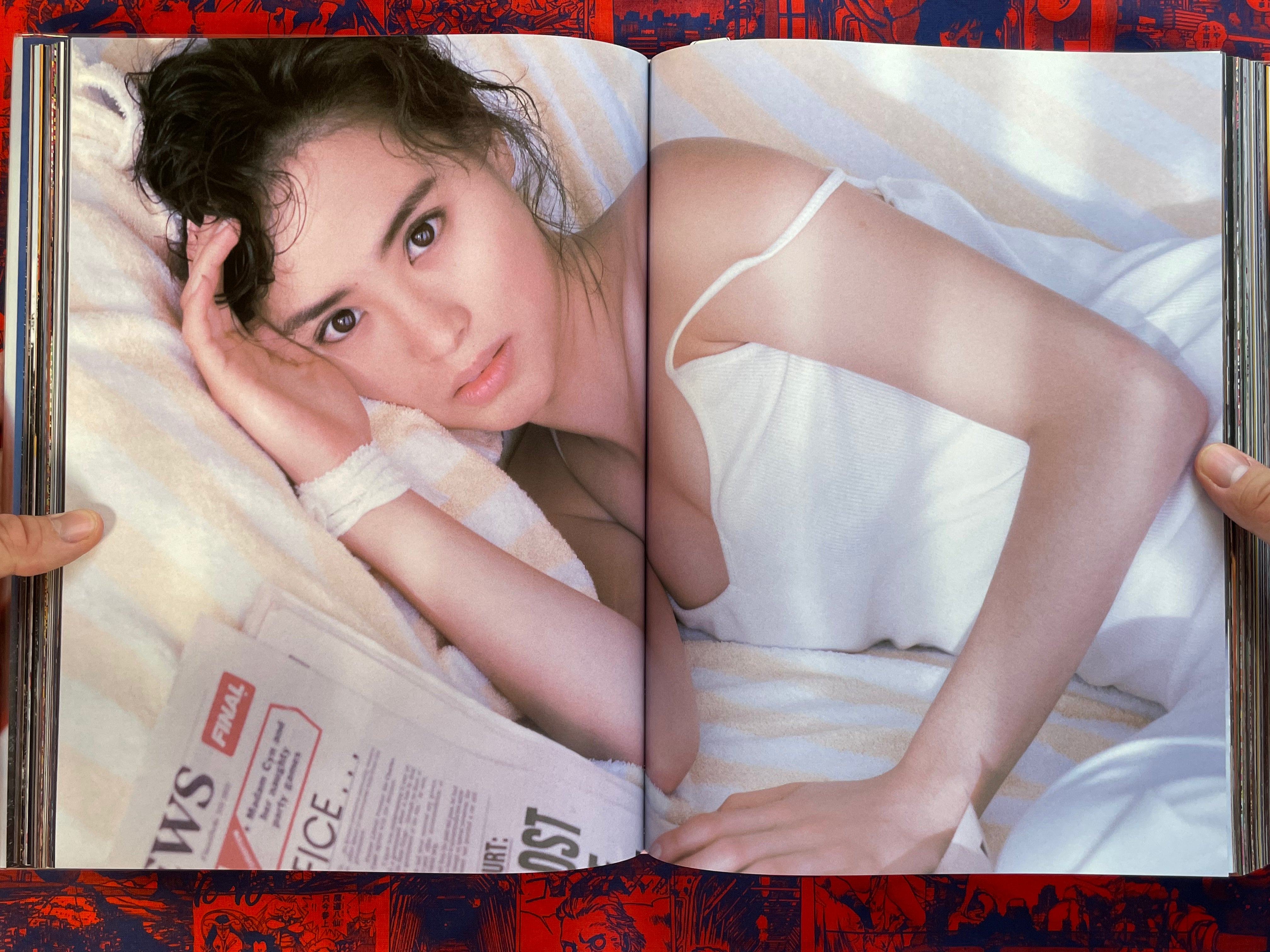 Idols by Kishin Shinoyama (2000)