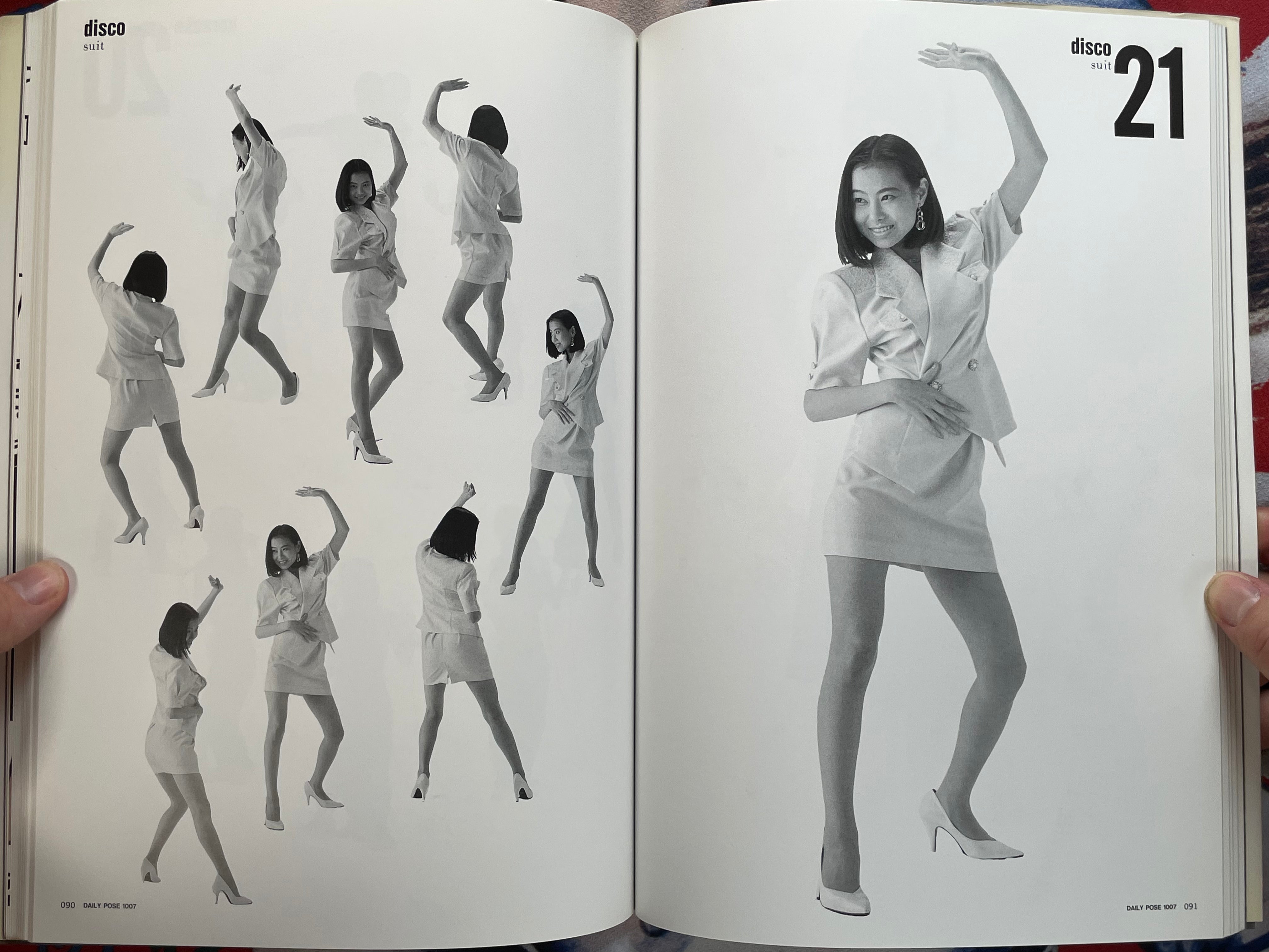 Daily Pose 1007 by Eguchi Hisashi (1995)-thumbmail-10