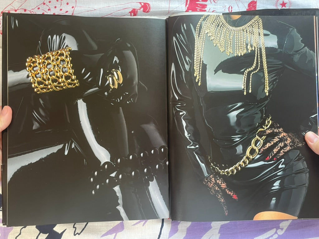 Another Skin: Senri Yamazaki In The Bondage - Hardcover (1992)