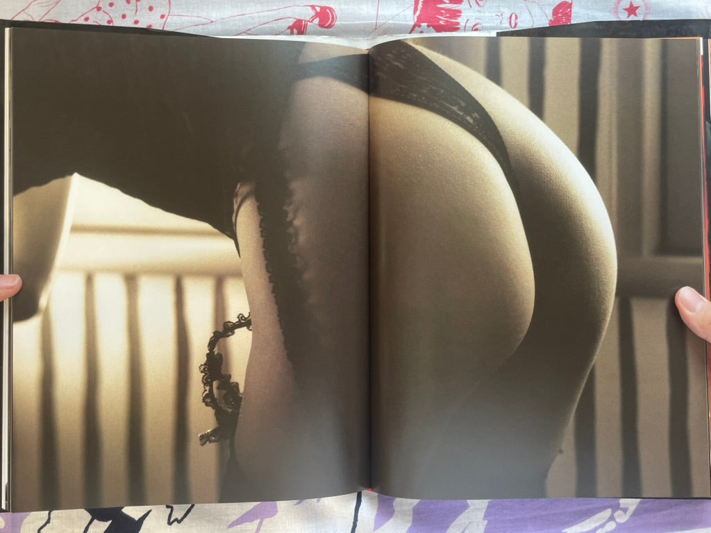 Another Skin: Senri Yamazaki In The Bondage - Hardcover (1992)