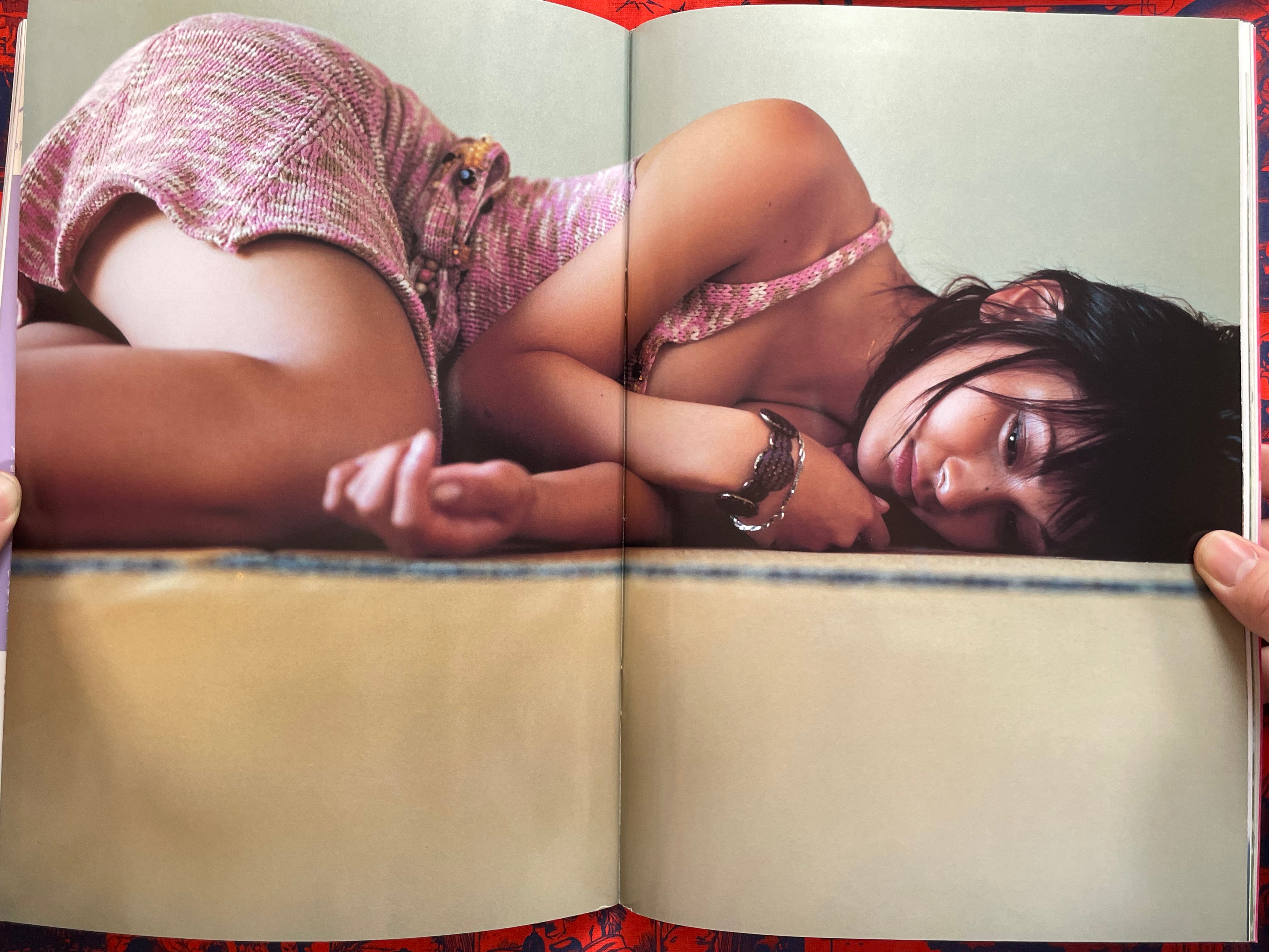 Monthly Shincho Mook: Yamasaki Mami (2005)