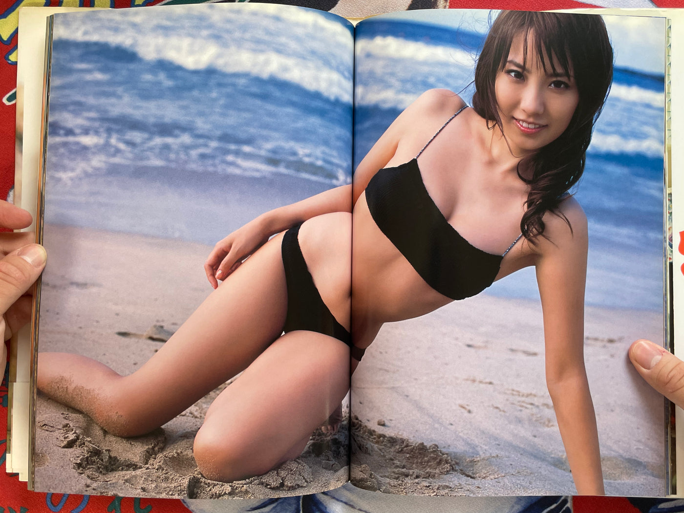 Azu Hawaii: Azusa Yamamoto Photo Collection - Hardcover w/ DVD (2007)