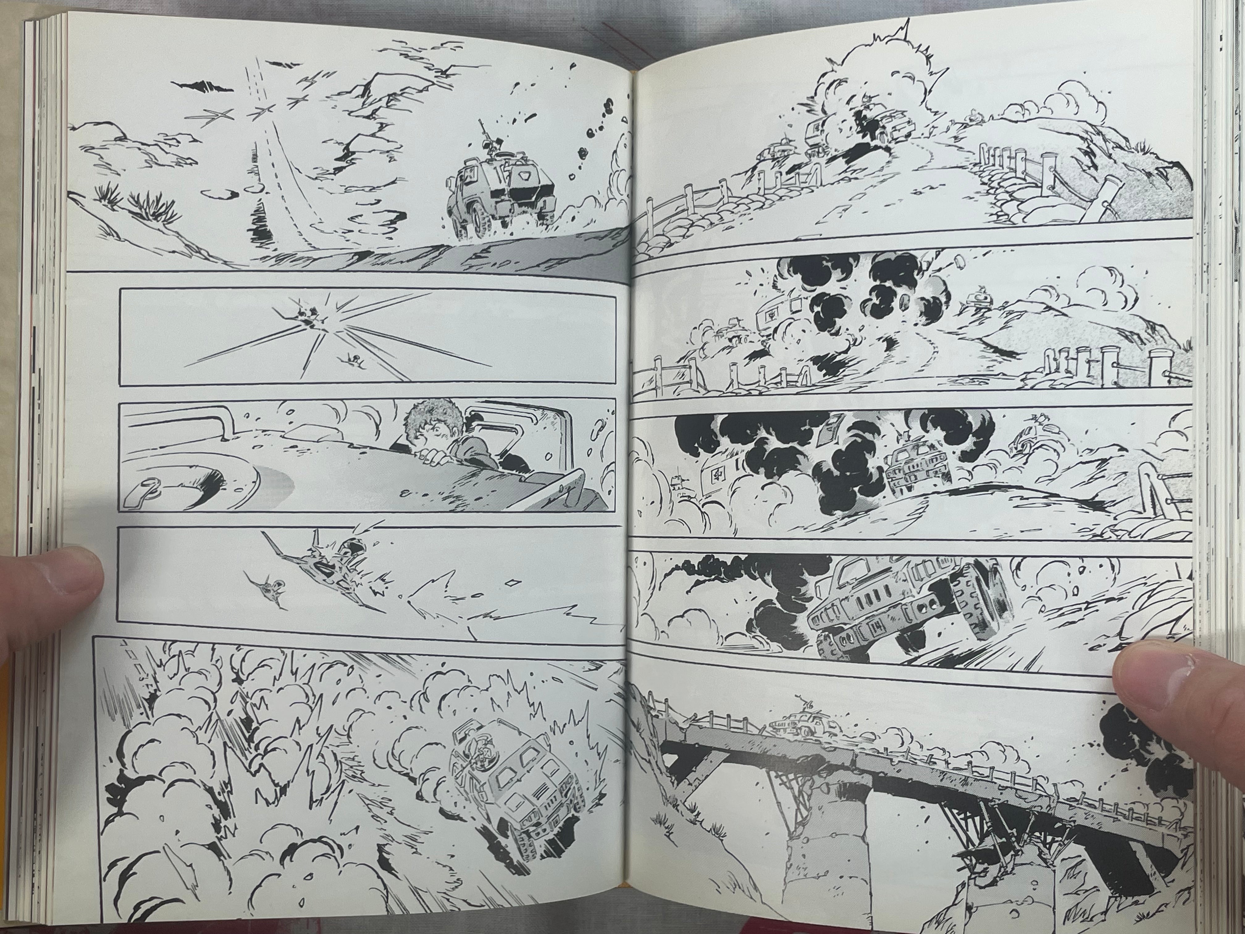 Mobile Suit Gundam The Origin II Deluxe Edition - Hardcover by Yasuhiko Yoshikazu (2006)-thumbmail-11
