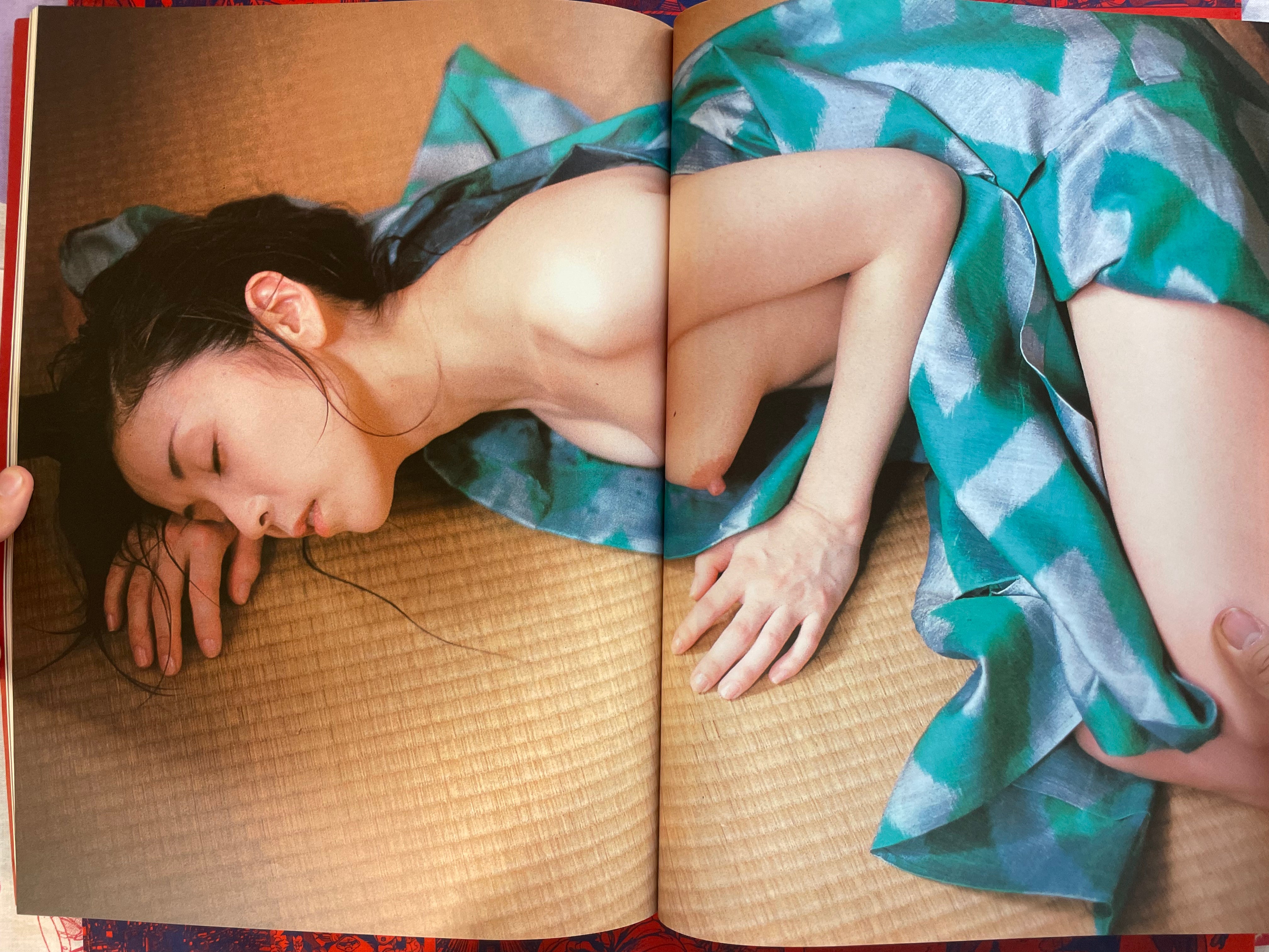 The Key: Kawashima Naomi Photo Book (1997)