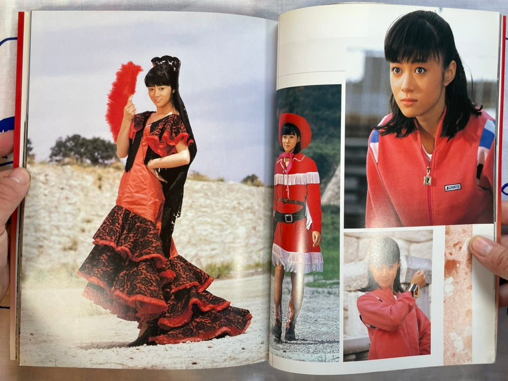 Toei Tokusatsu Heroine Photo Collection "RED" (2000)