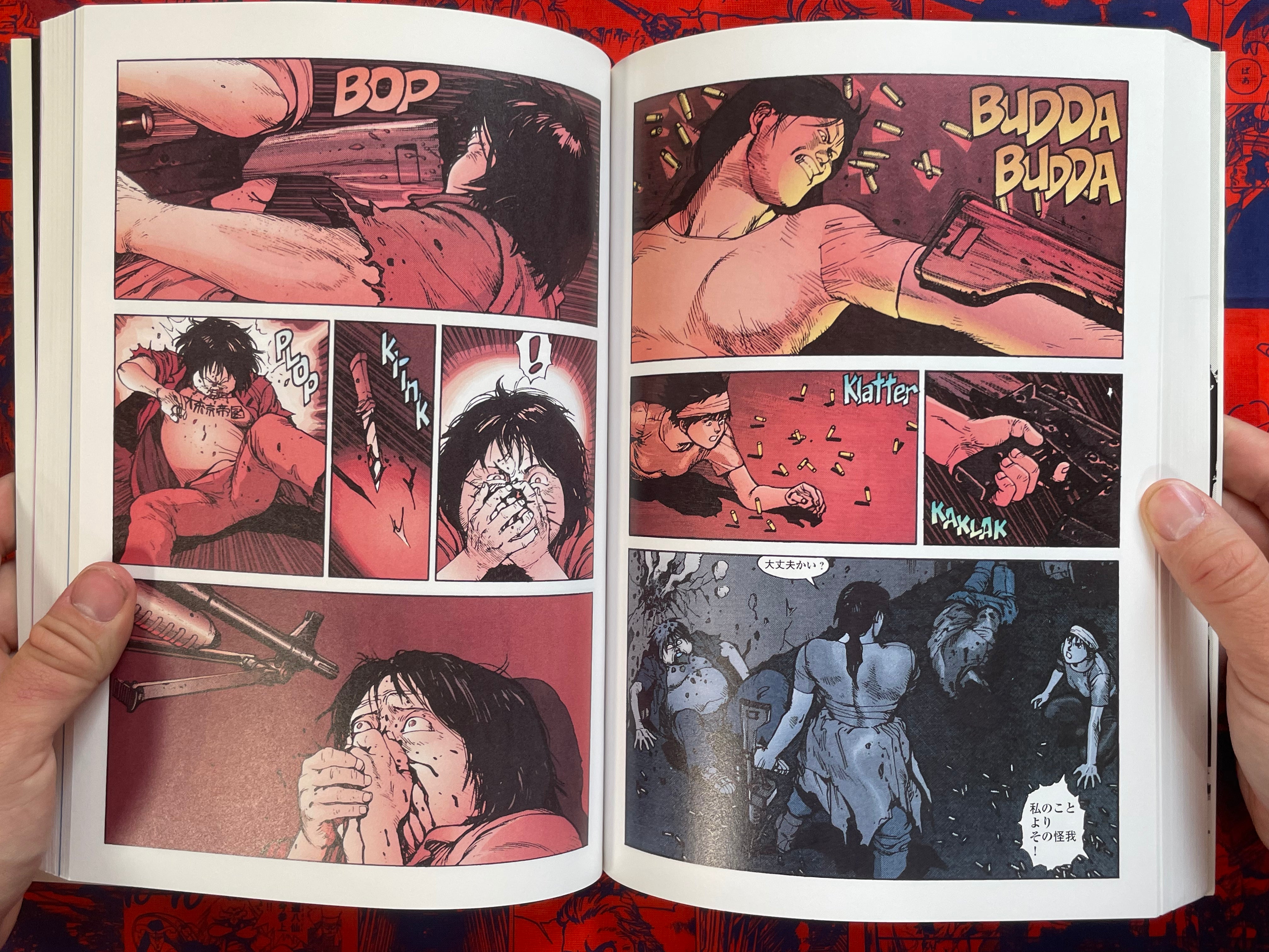 Akira 4 Color Edition by Katsuhiro Otomo (2003)