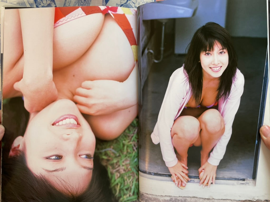 Emi Kobayashi Satin Doll w/ photo - Hardcover (2002)