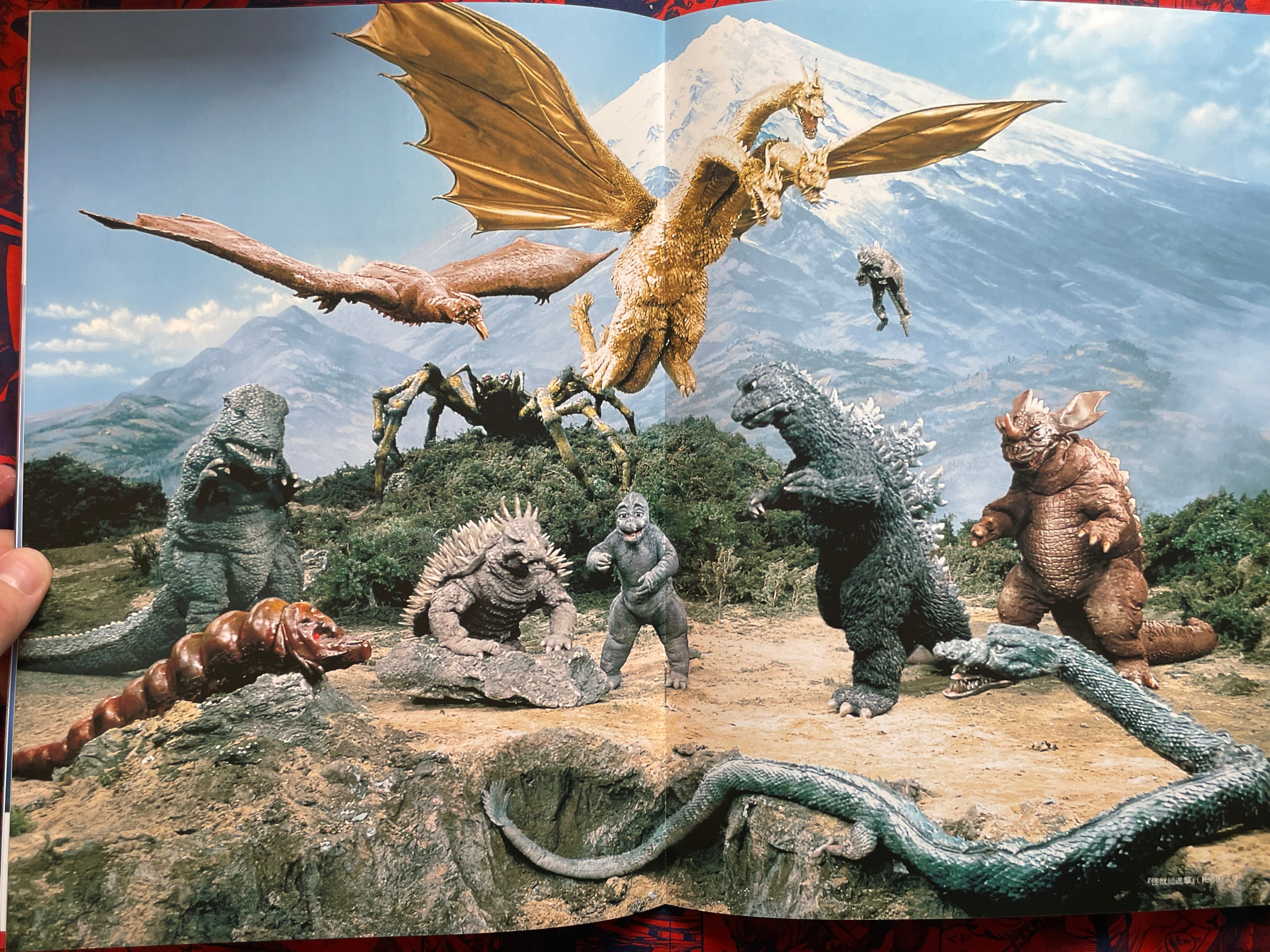 Tokusatsu DNA Godzilla Appears at Mt. Fuji (2021)-thumbmail-6