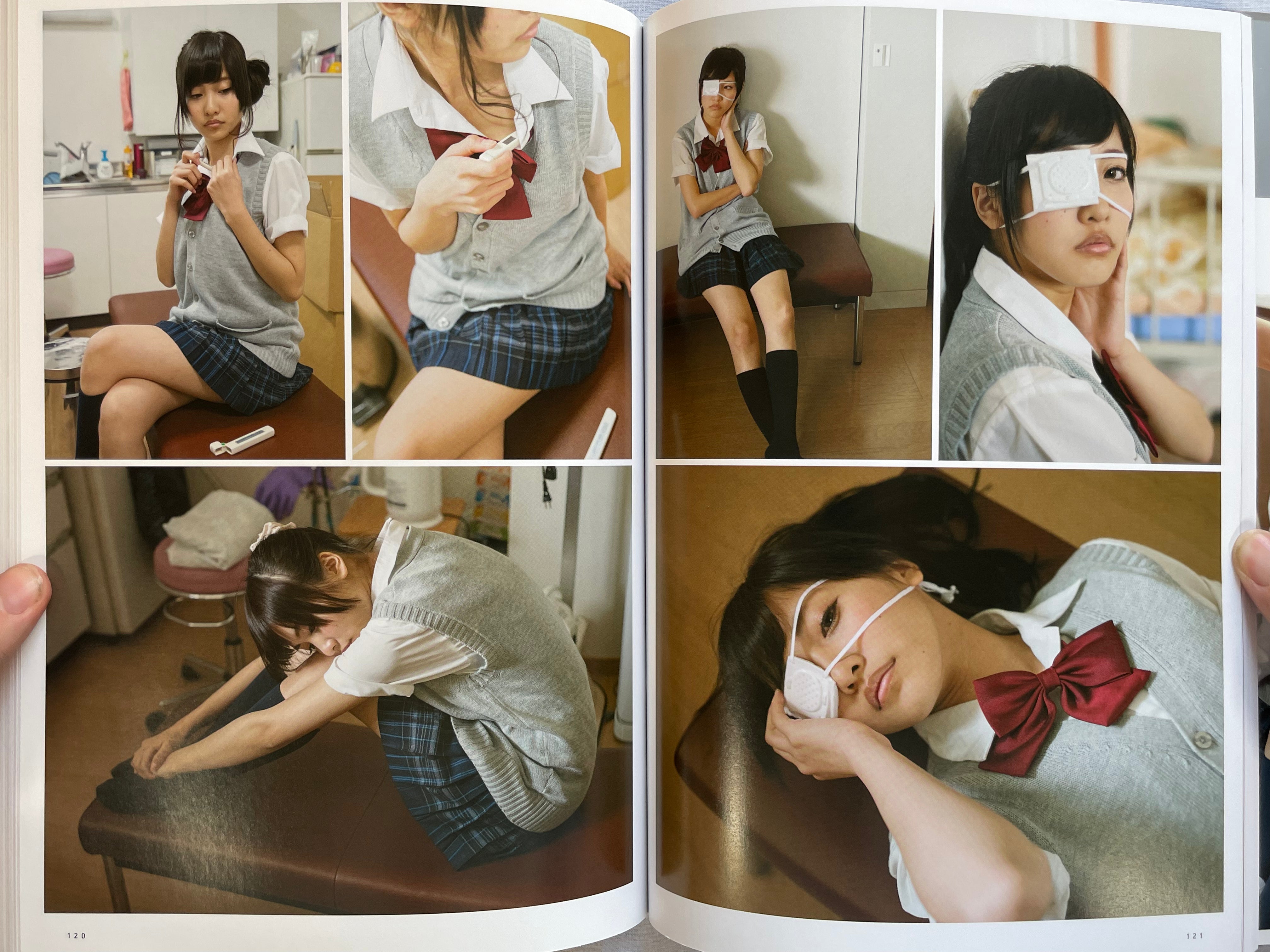 JK Pose Maniacs by Yuki Aoyama (2013)