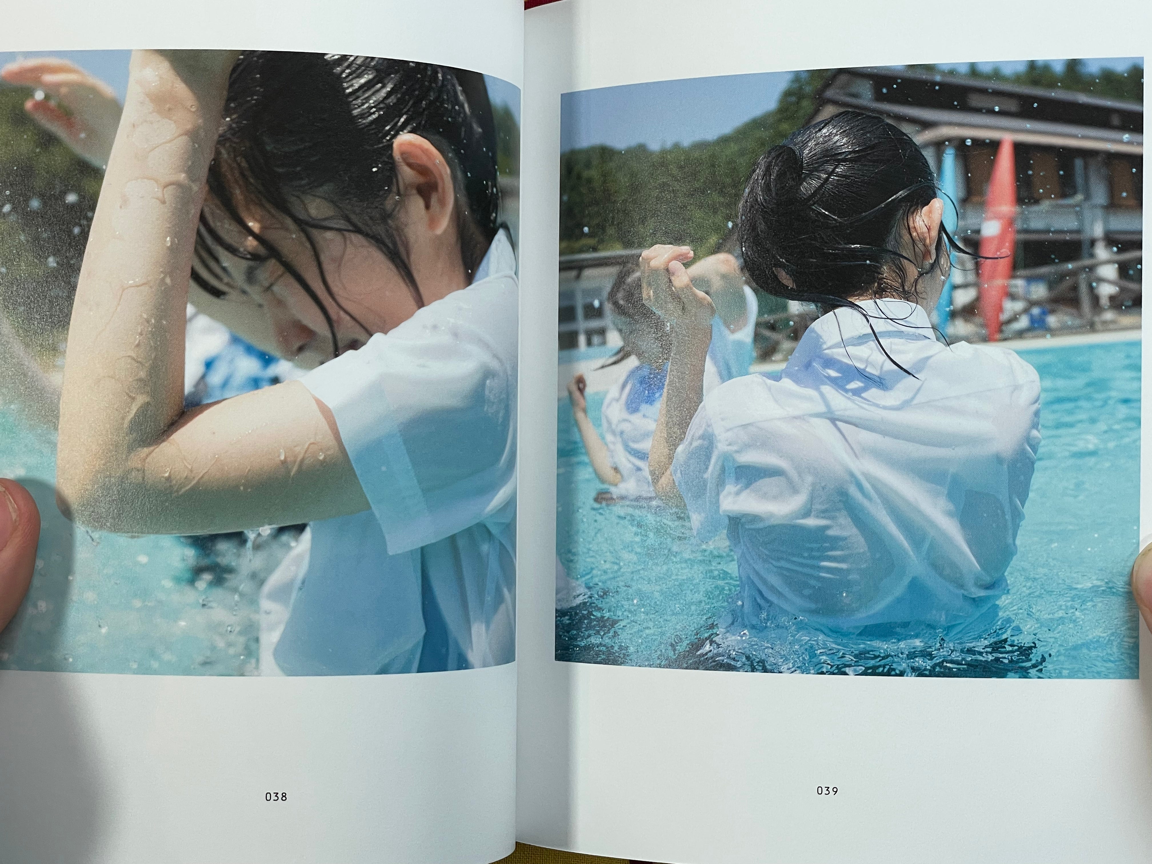 Schoolgirl Complex 5 by Yuki Aoyama (2018)