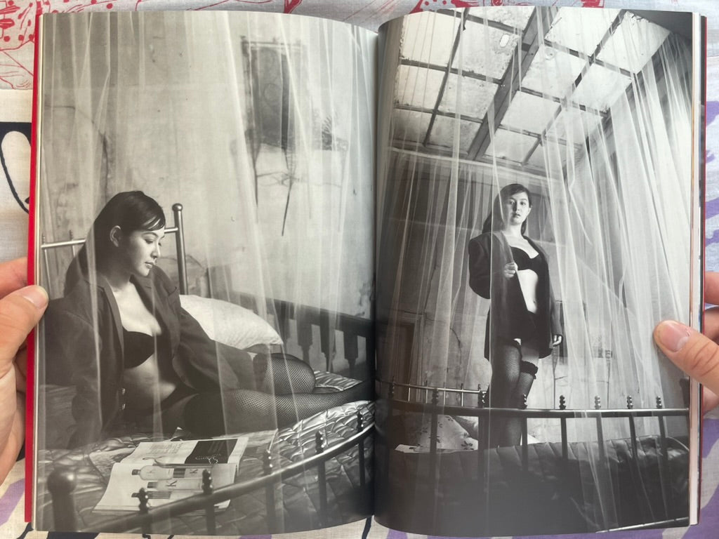 Cuty Suzuki Photo Book: Cuty Mania - Slipcover (1996)