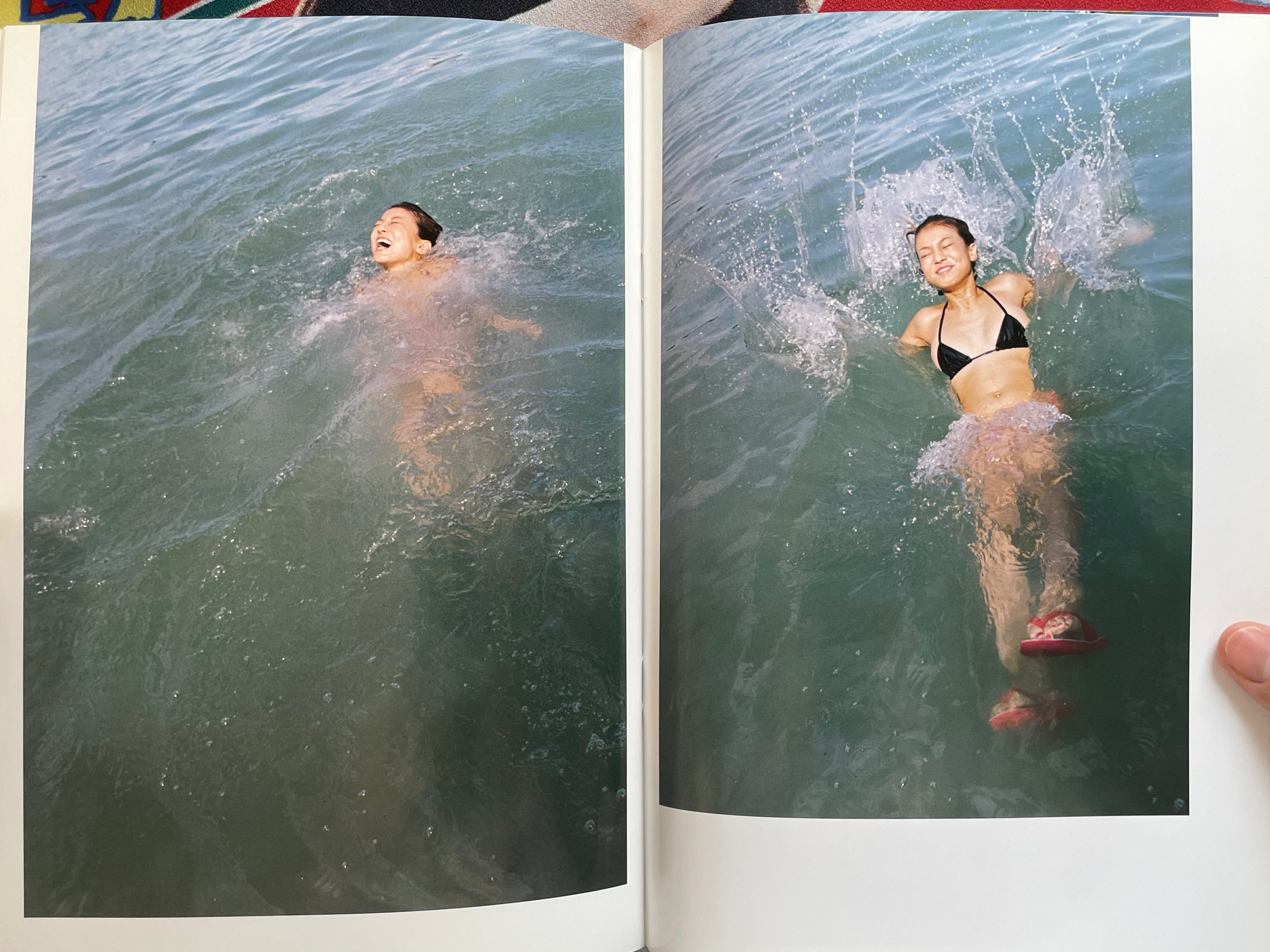 Abiru Yu Shincho Mook Photo Collection (2007)