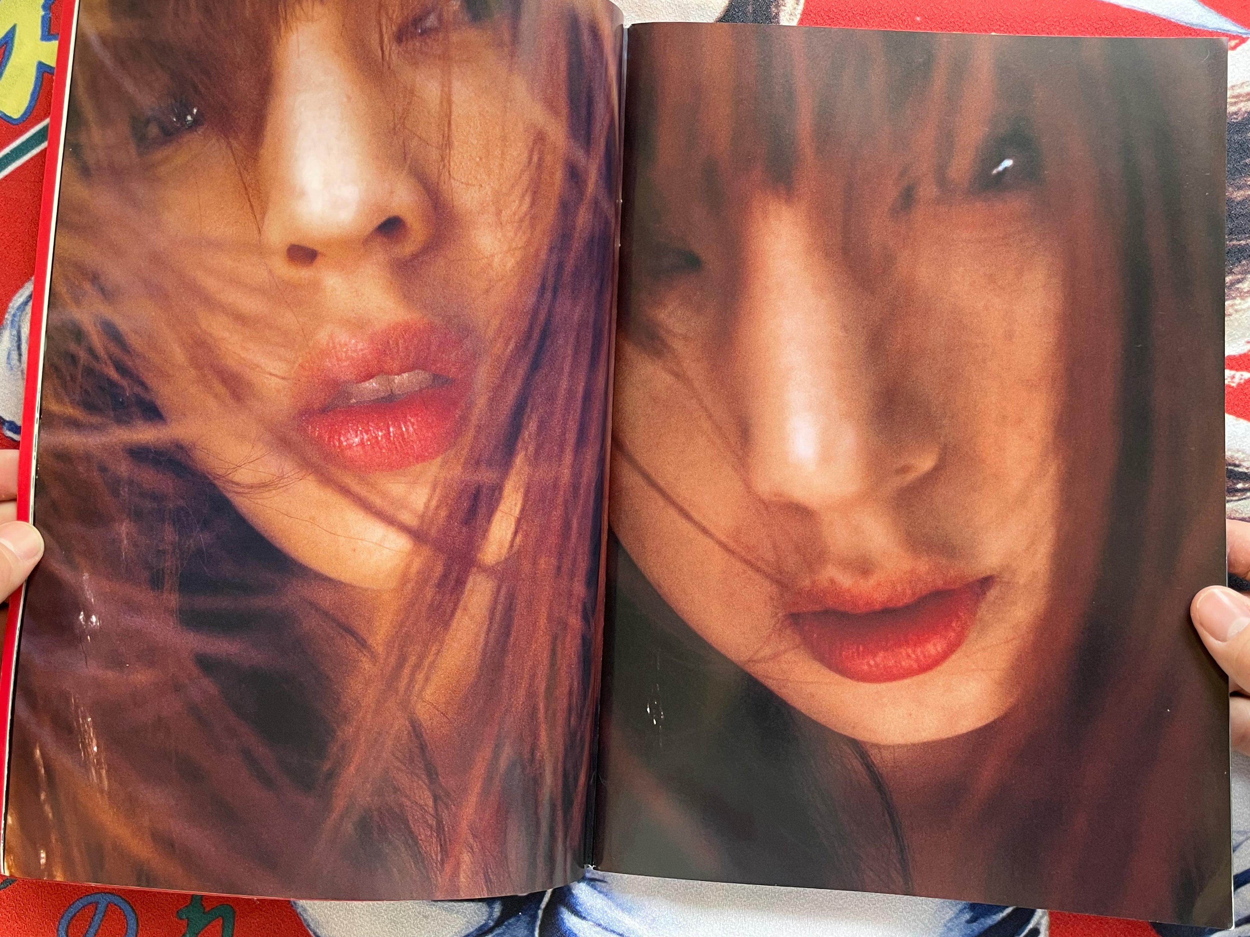 Ikeda Natsuki Shincho Mook Photo Collection (2010)