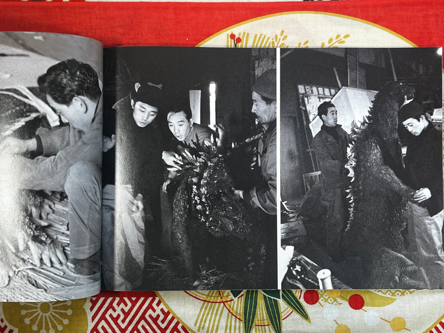 Godzilla 1955 - Toho SFX Movies Authentic Visual Book Vol. 19 (2018)