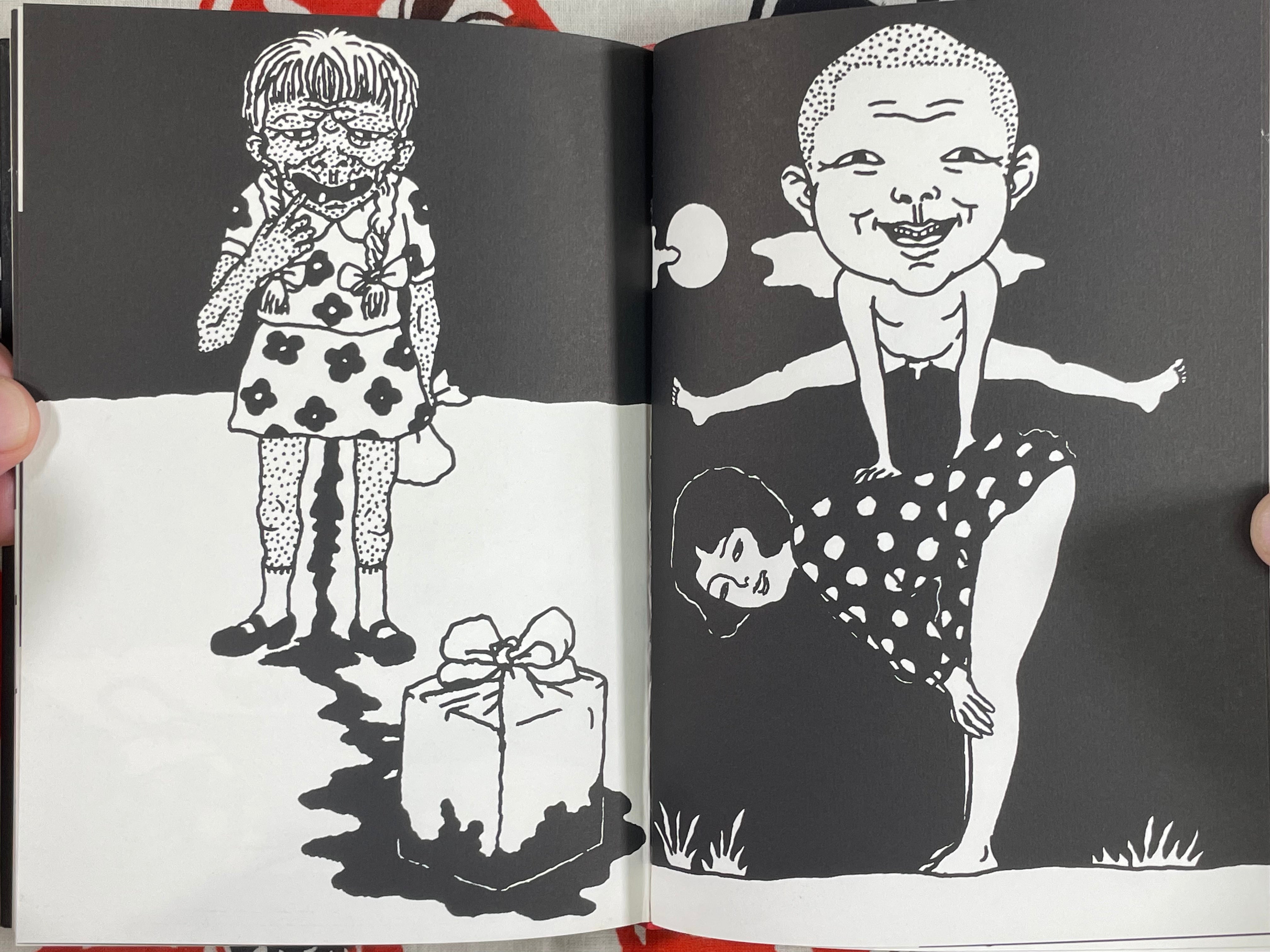 The Earliest Works of Toshio Saeki (2002/Stamped 2544/3000 The Earliest Works of Toshio Saeki (2002/Stamped 2544/3000