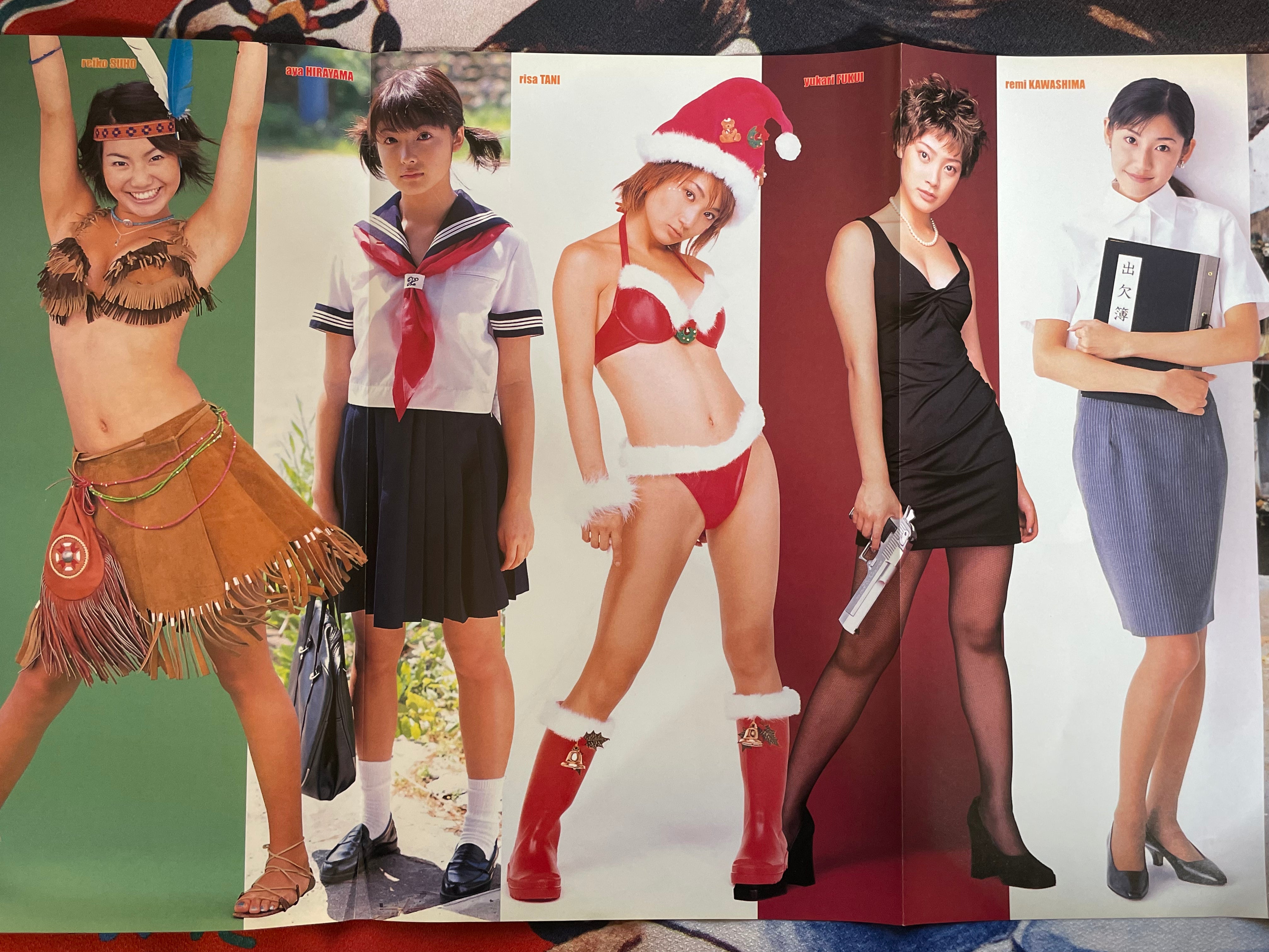 Deluxe Bomb Complete Cosplay 2 ft. VA Gravure Models (2000)