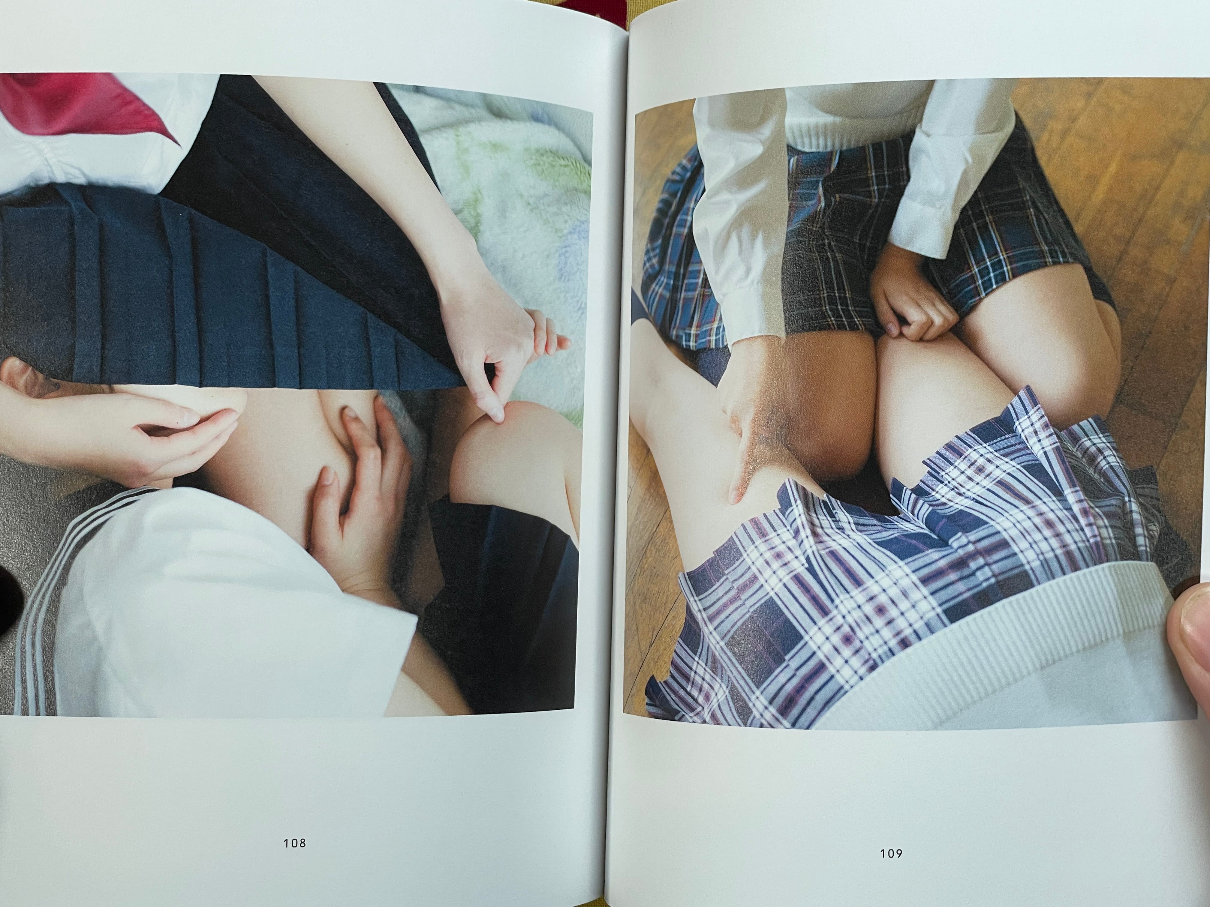 Schoolgirl Complex 5 by Yuki Aoyama (2018)