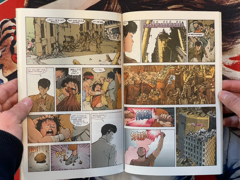 Akira International Edition Single: Volume 1 No. 26 by Katsuhiro Otomo (1988)