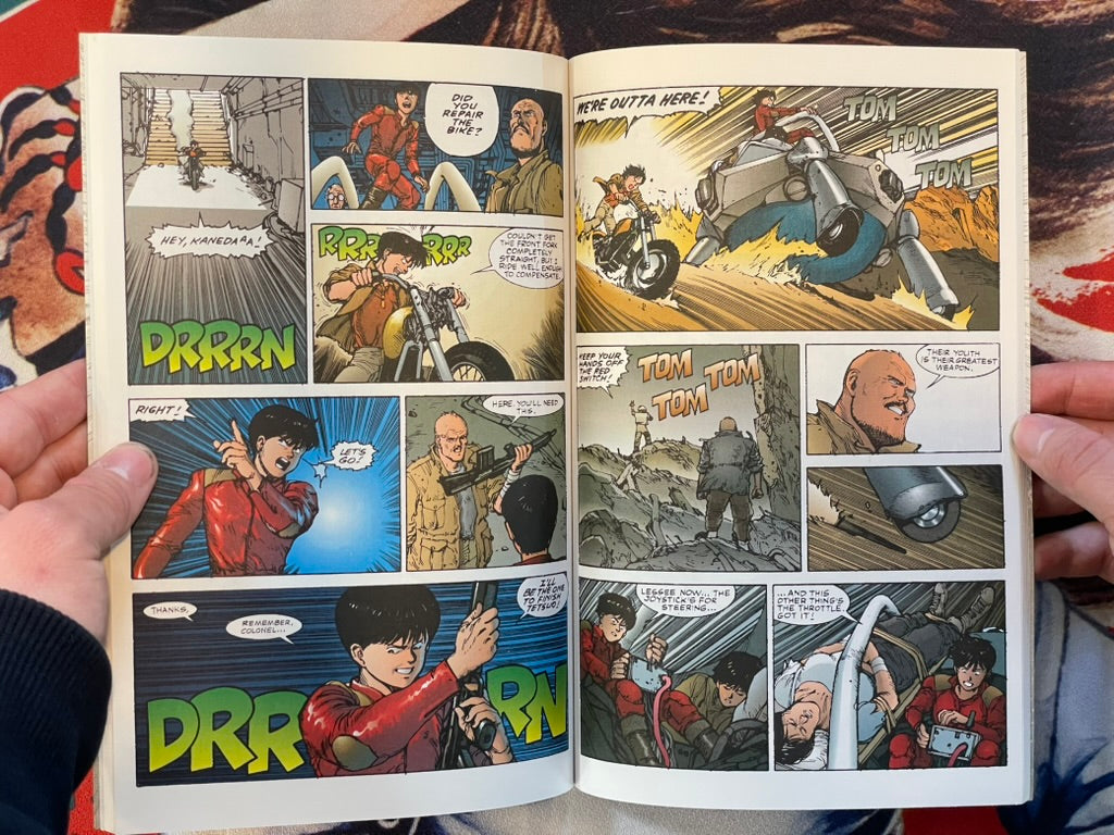 Akira International Edition Single: Volume 1 No. 26 by Katsuhiro Otomo (1988)